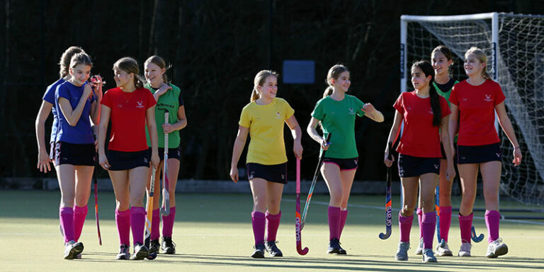 Woldingham Students 2 768x384