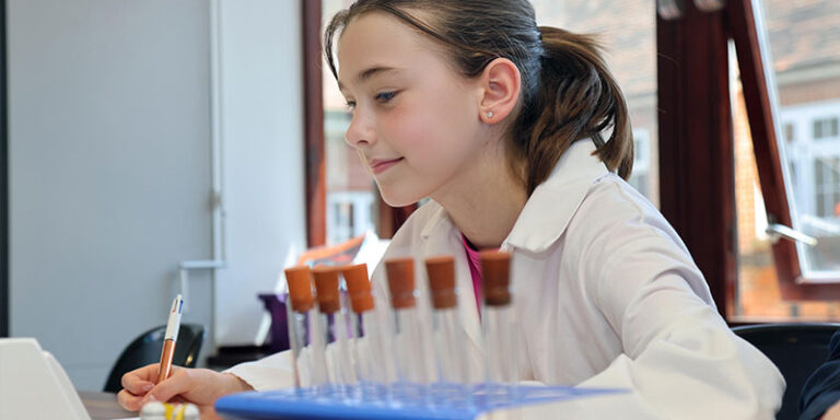 Woldingham Students 3 768x384